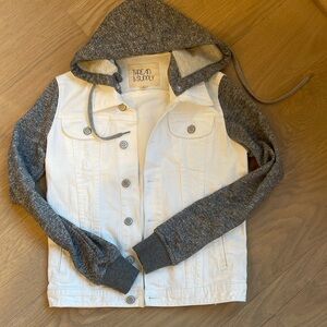 Thread & supply, removable hooded mixed media jean jacket stretch denim like new